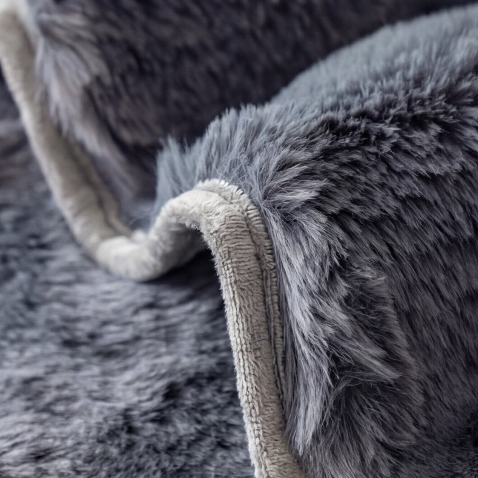 Plüsch Sofaüberwurf mit Anti-Rutsch-Unterseite – Einzelelement frei wählbar (Sitz, Rücken, Armlehne oder Kissenbezug)